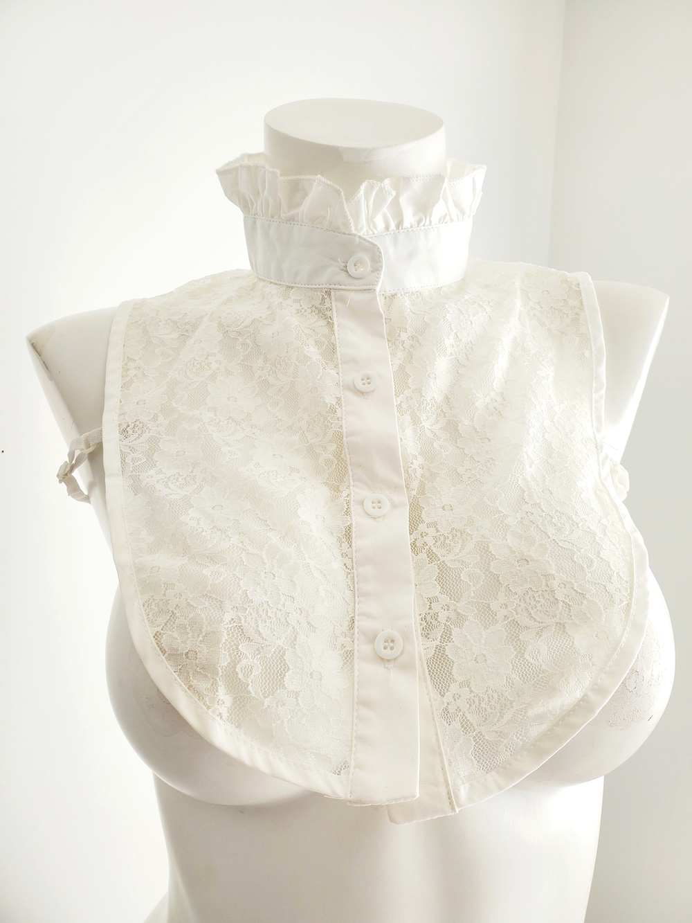 White Floral Lace Detachable Dickey Collar Ruffled High Neck